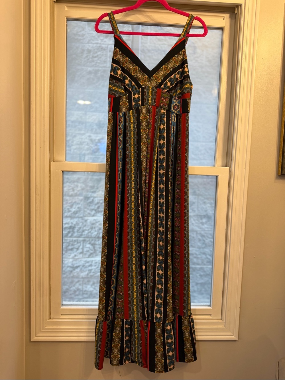 Tahari Striped Pattern V-Neck Sleeveless Maxi Dress